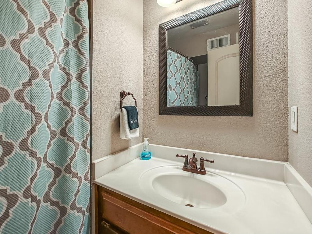 Quiet Plaza Two Bedroom 2 Bathroom Kansas City Exteriör bild